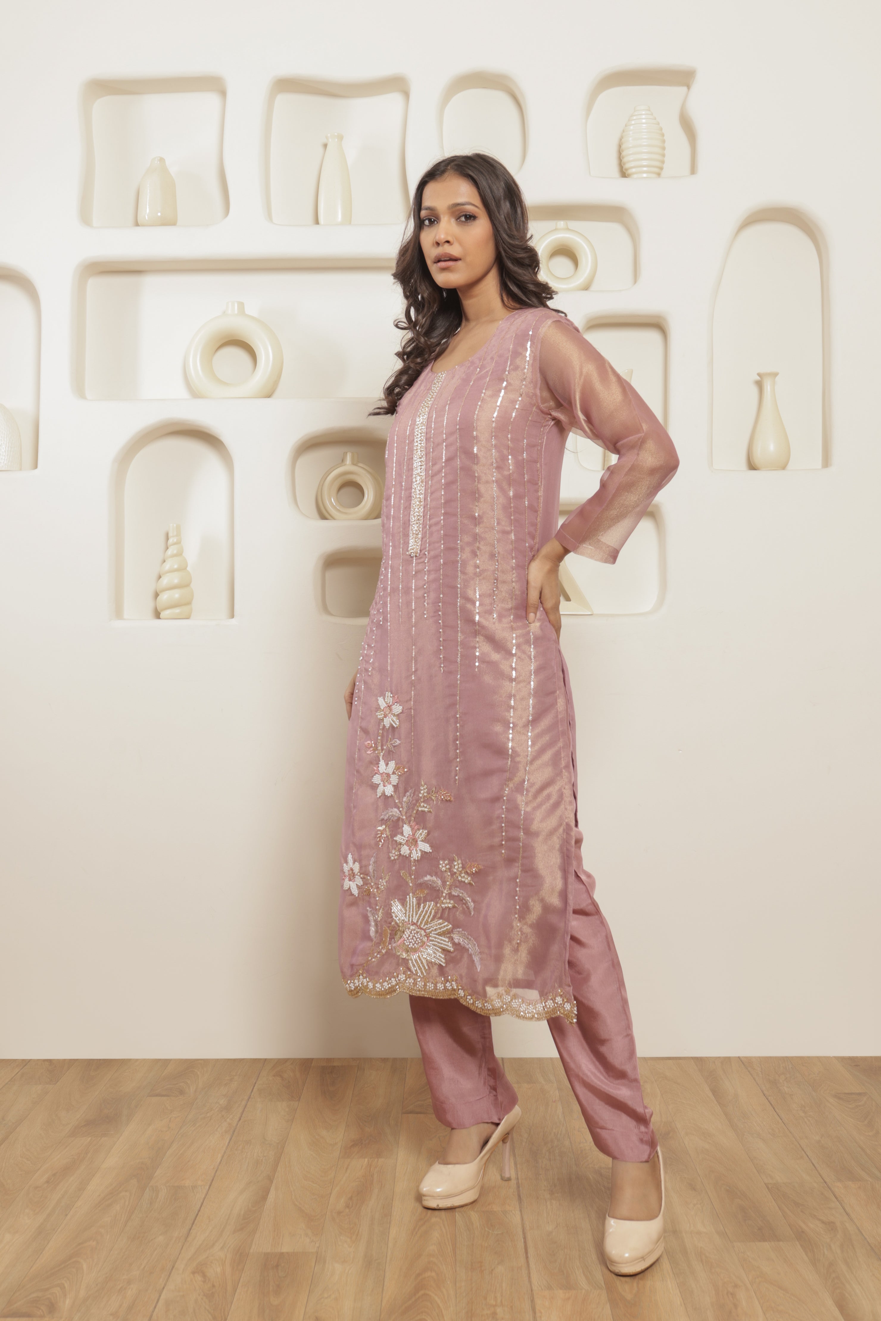 Alezia Tissue Embroidered Kurta Set with Dupatta - Blush Pink