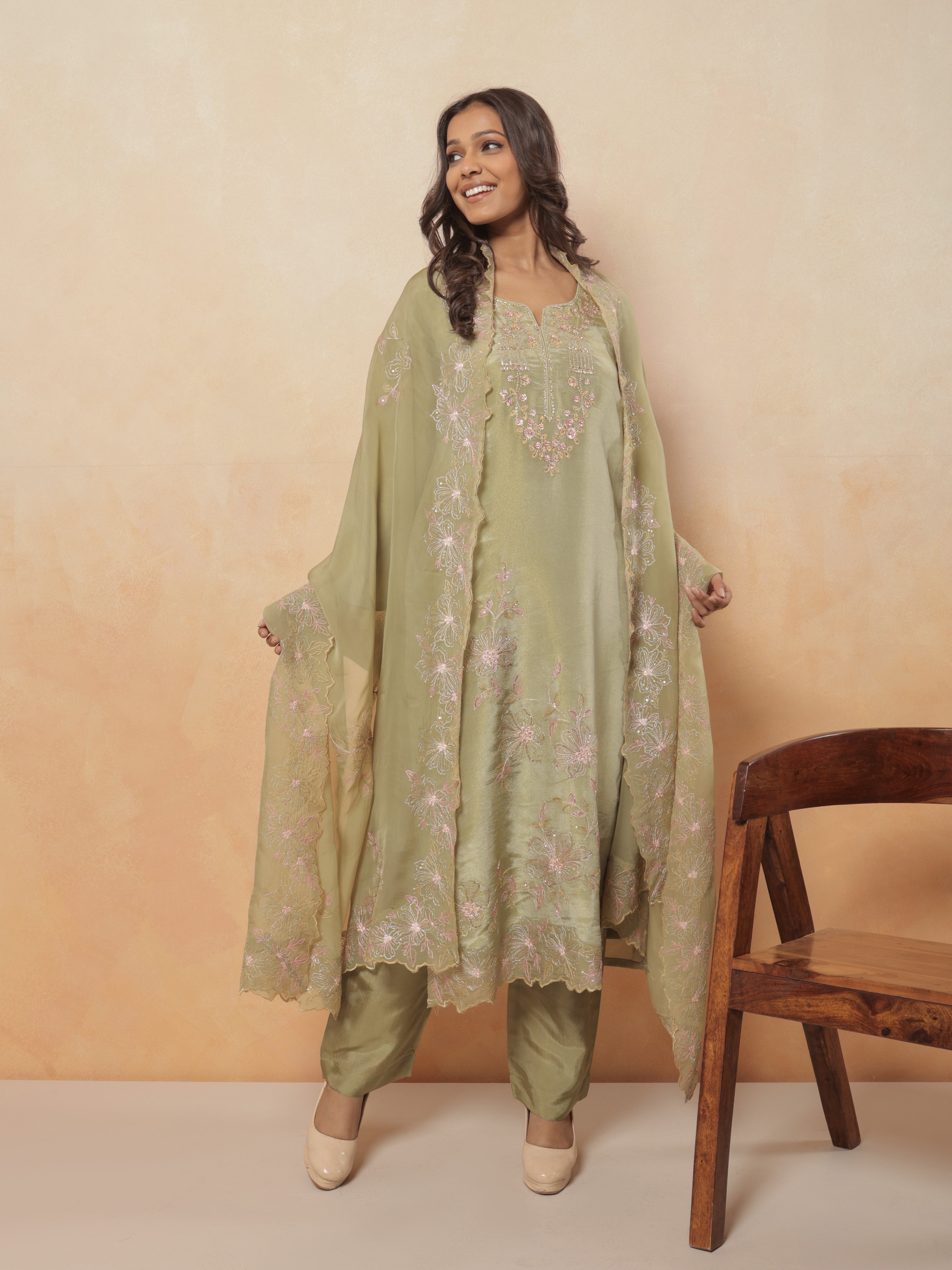 Zayna Tissue Embroidered Kurta Set with Pure Organza Dupatta - Sage Green