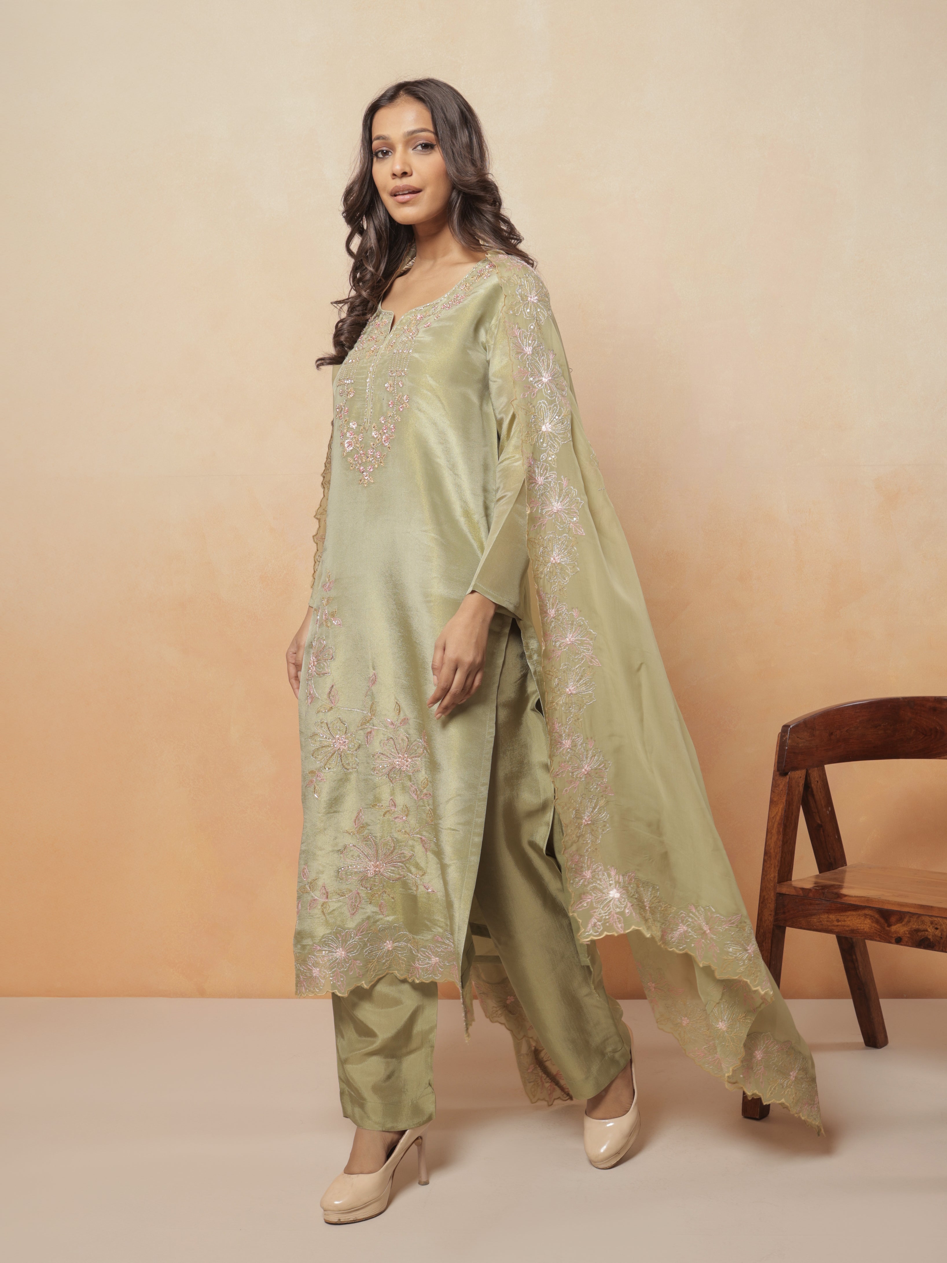 Zayna Tissue Embroidered Kurta Set with Pure Organza Dupatta - Sage Green