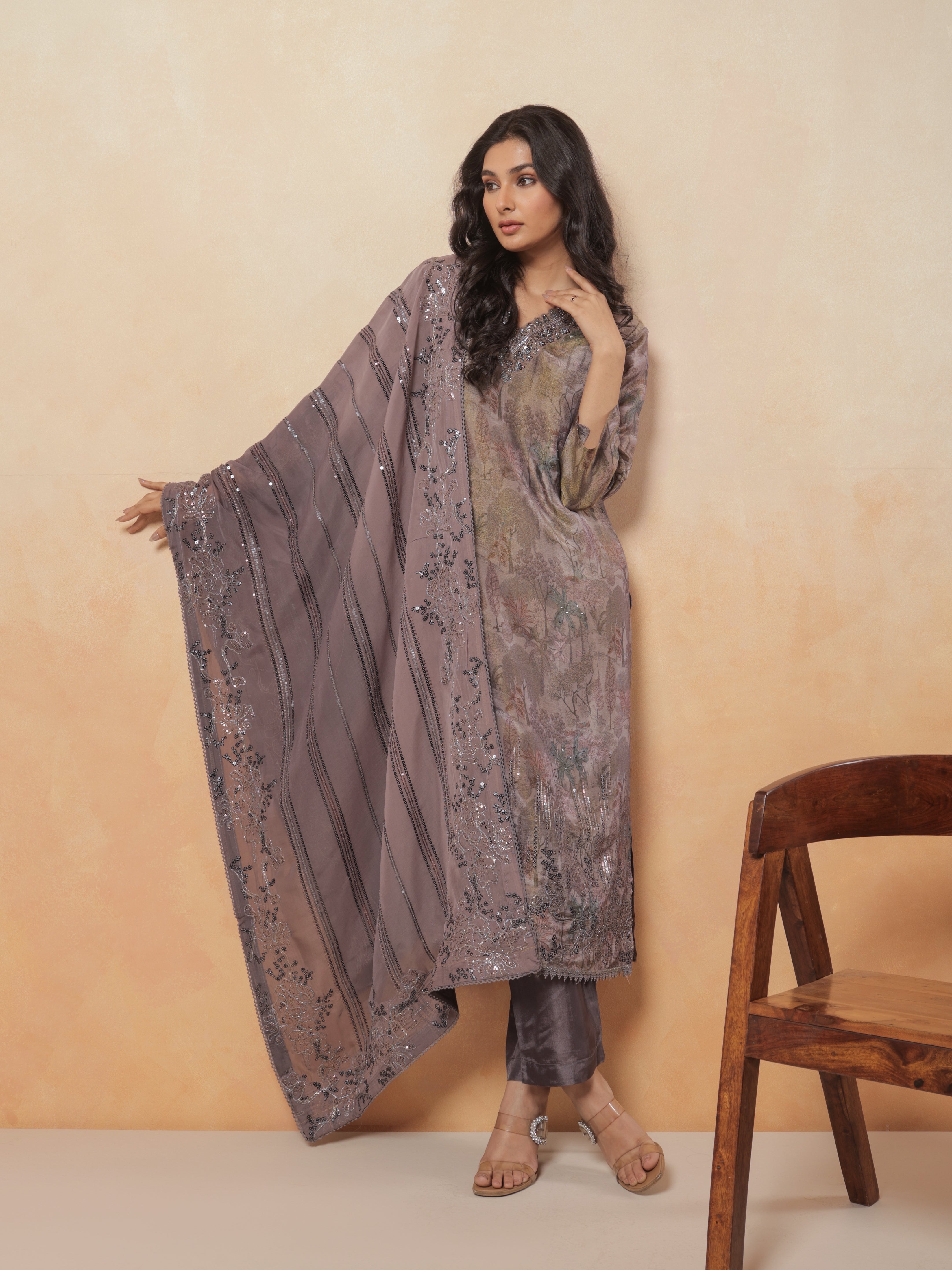Siyana Tissue Embroidered Kurta Set with Pure Organza Dupatta - Mauve Mist