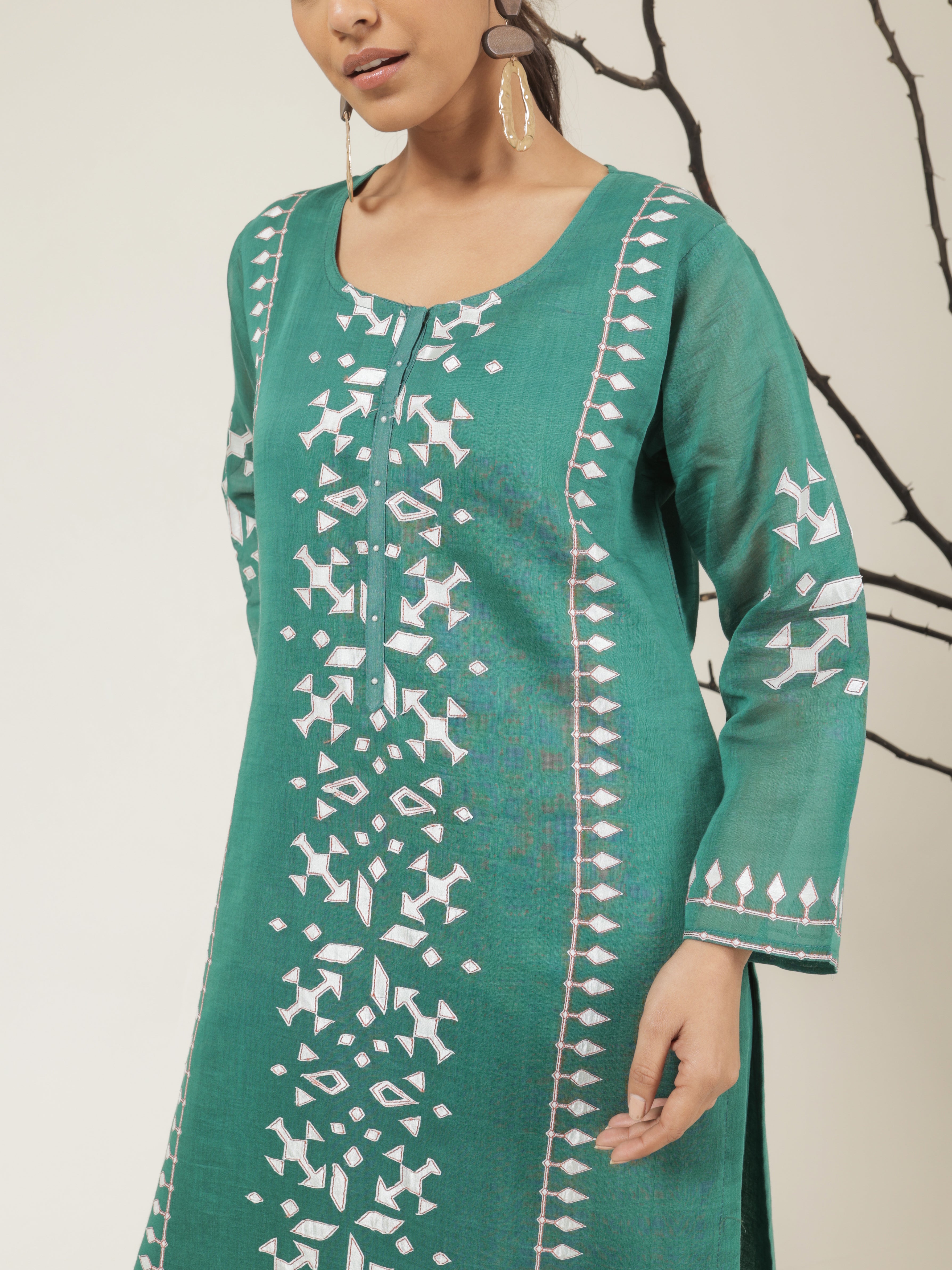 Aarya Pure Mul Chanderi Embroidered Kurta Set with Dupatta - Emerald Green