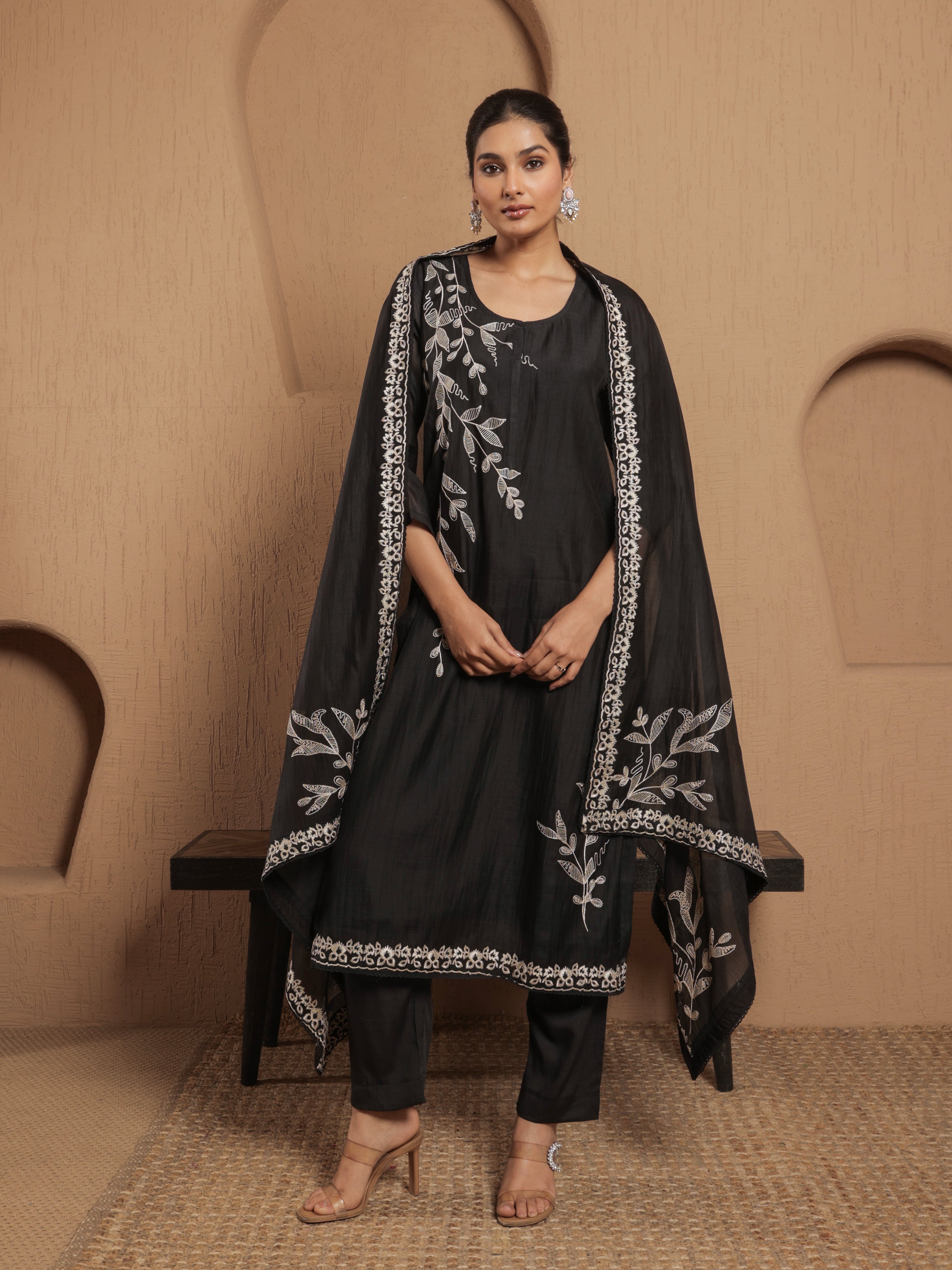 Ruhani Pure Mul Chanderi Embroidered Kurta Set with Dupatta - Black