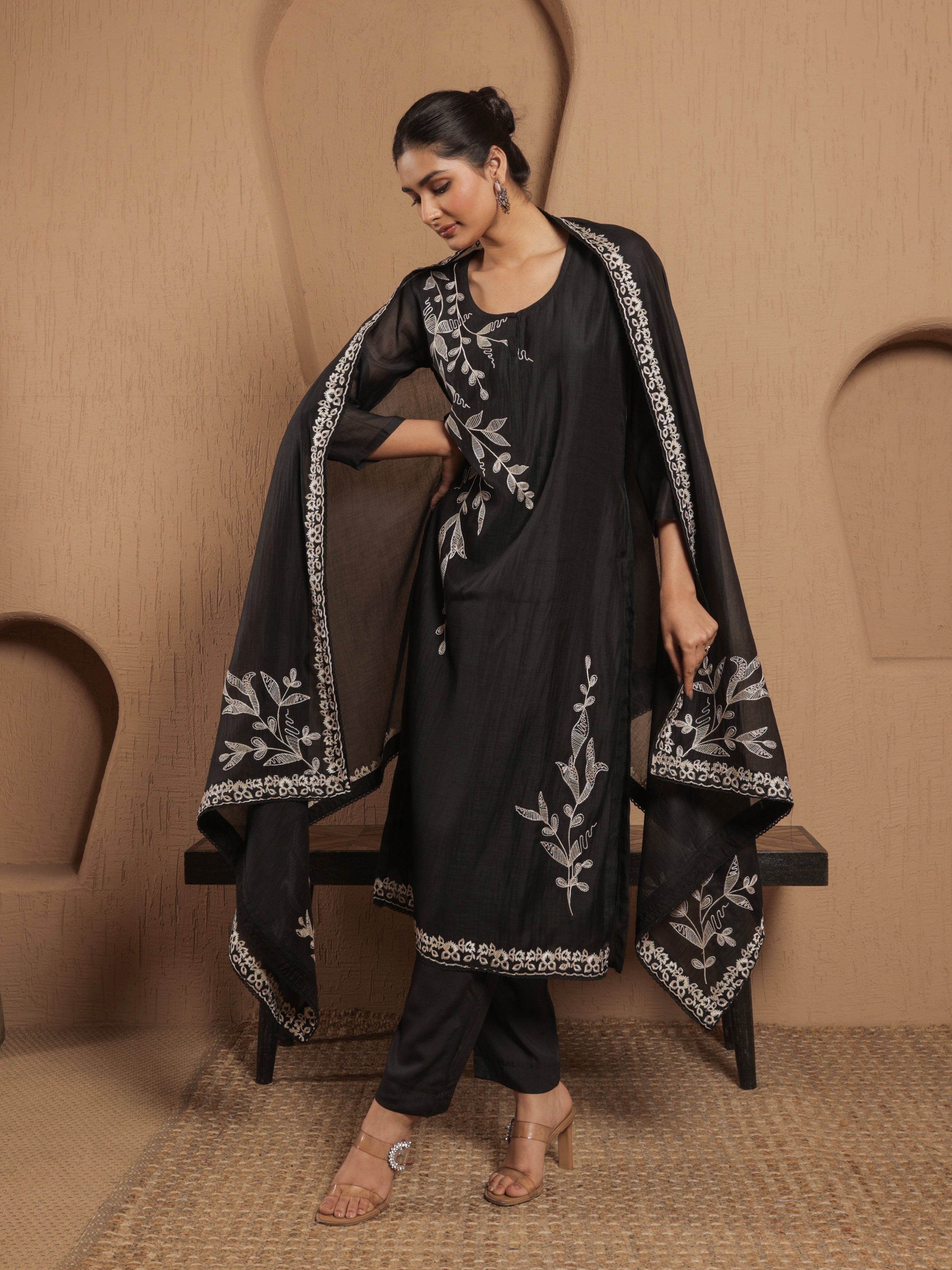Ruhani Pure Mul Chanderi Embroidered Kurta Set with Dupatta - Black