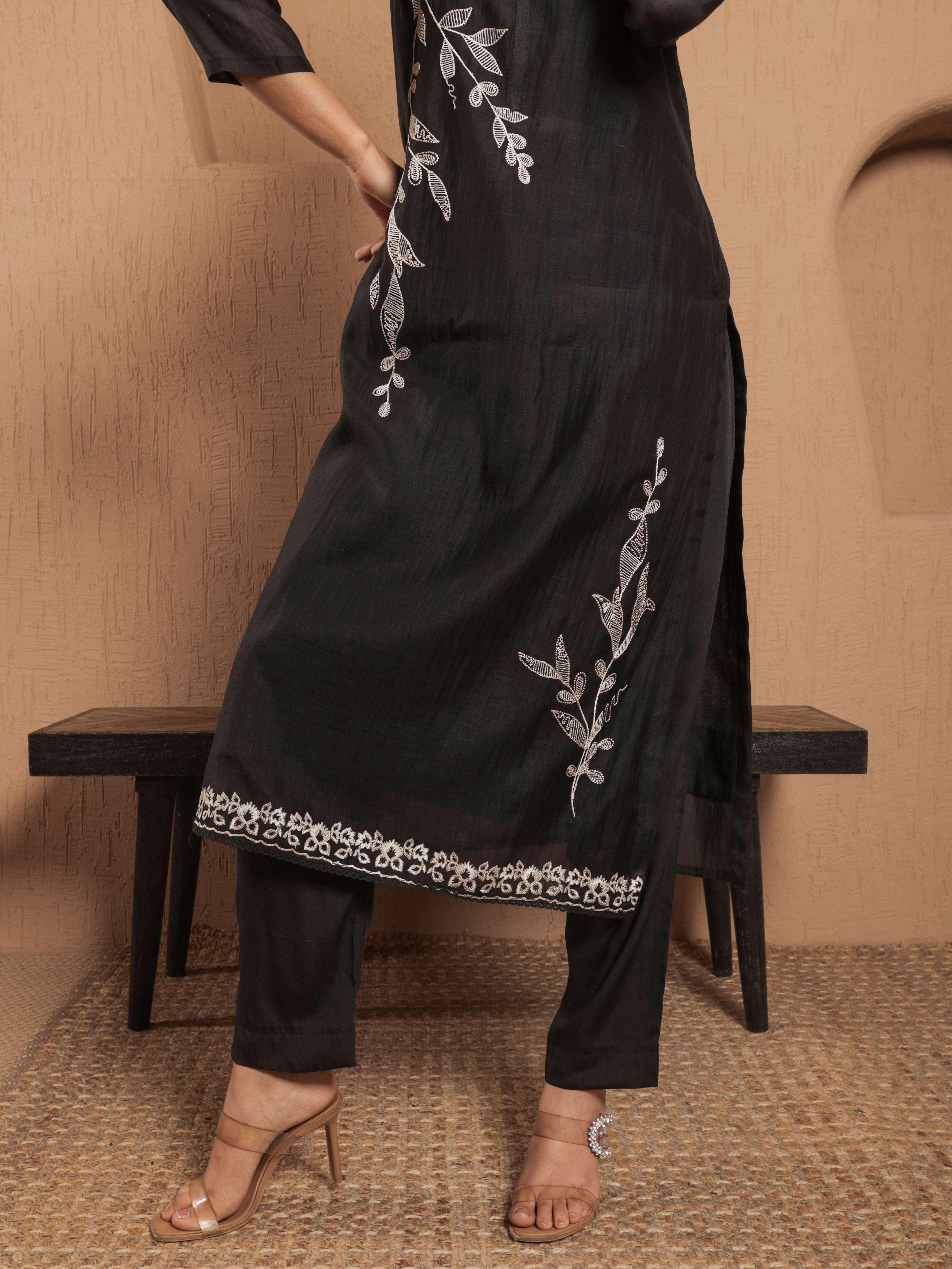 Ruhani Pure Mul Chanderi Embroidered Kurta Set with Dupatta - Black