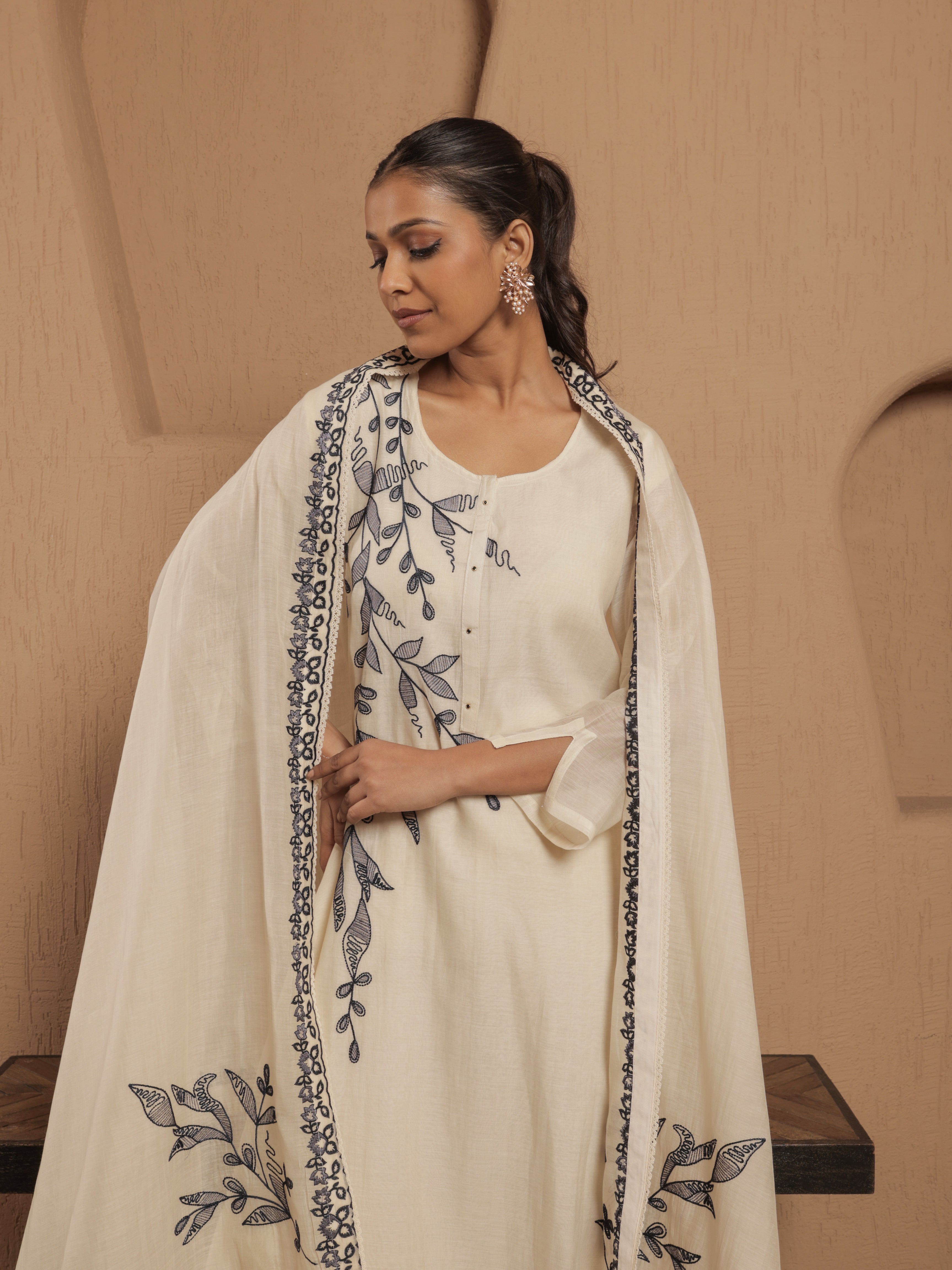 Ruhani Pure Mul Chanderi Embroidered Kurta Set with Dupatta - Ivory