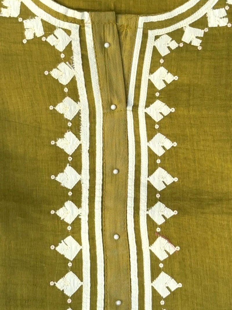 Aabroo Pure Mul Chanderi Embroidered Kurta Set with Dupatta
