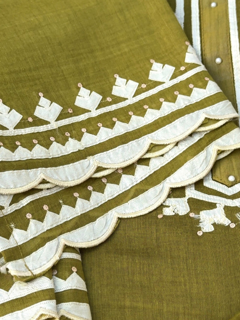 Aabroo Pure Mul Chanderi Embroidered Kurta Set with Dupatta
