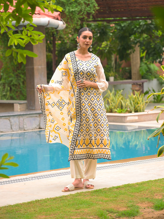 Aadya Pure Mul Chanderi Embroidered Kurta Set with Dupatta - Ivory Yellow