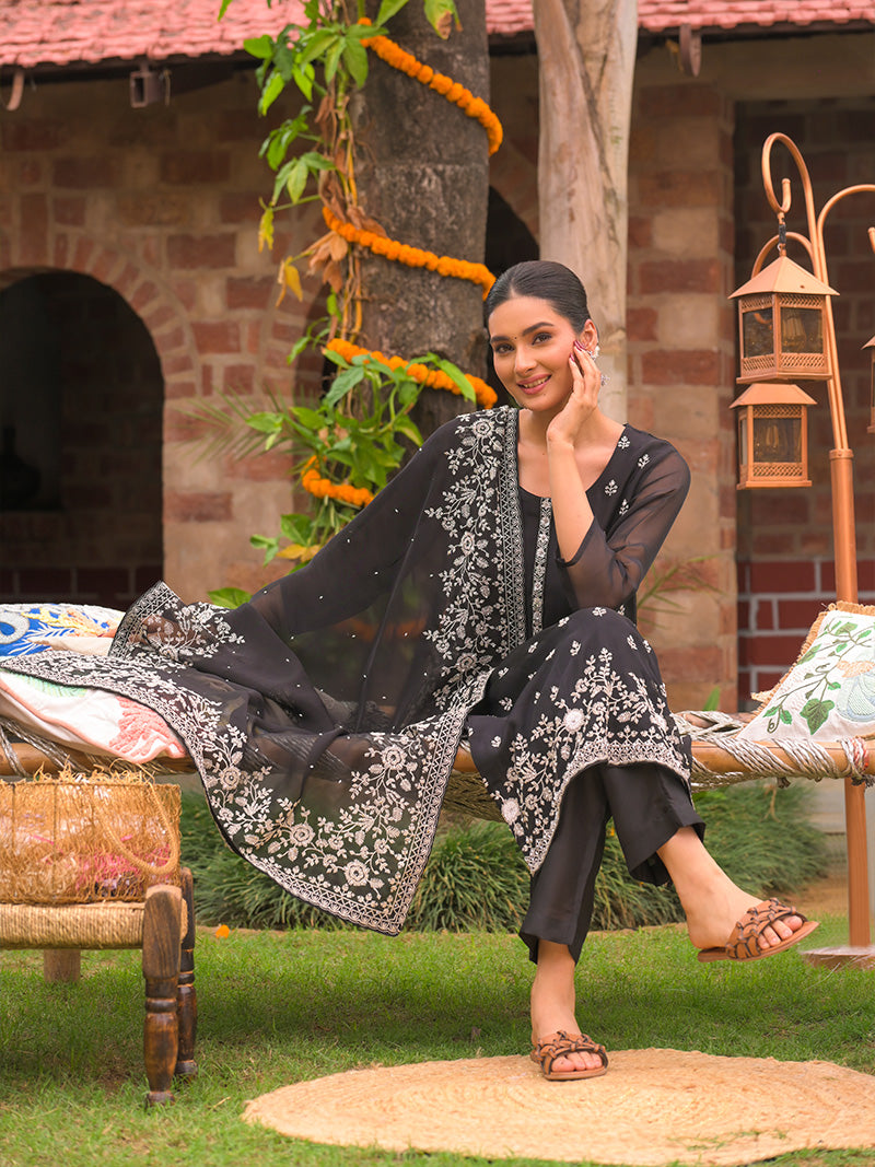Ayana Organza Embroidered Kurta Set with Dupatta - Midnight Black