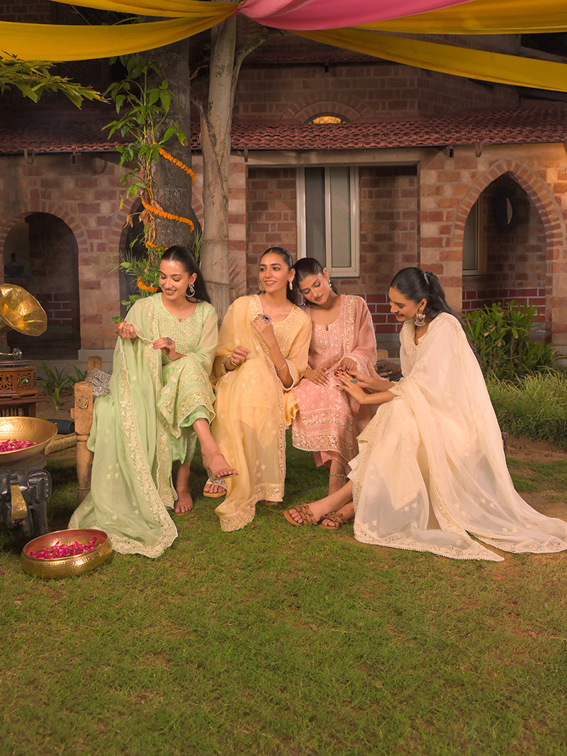 Kaira Embroidered Organza Kurta Set with Dupatta - Blush Pink