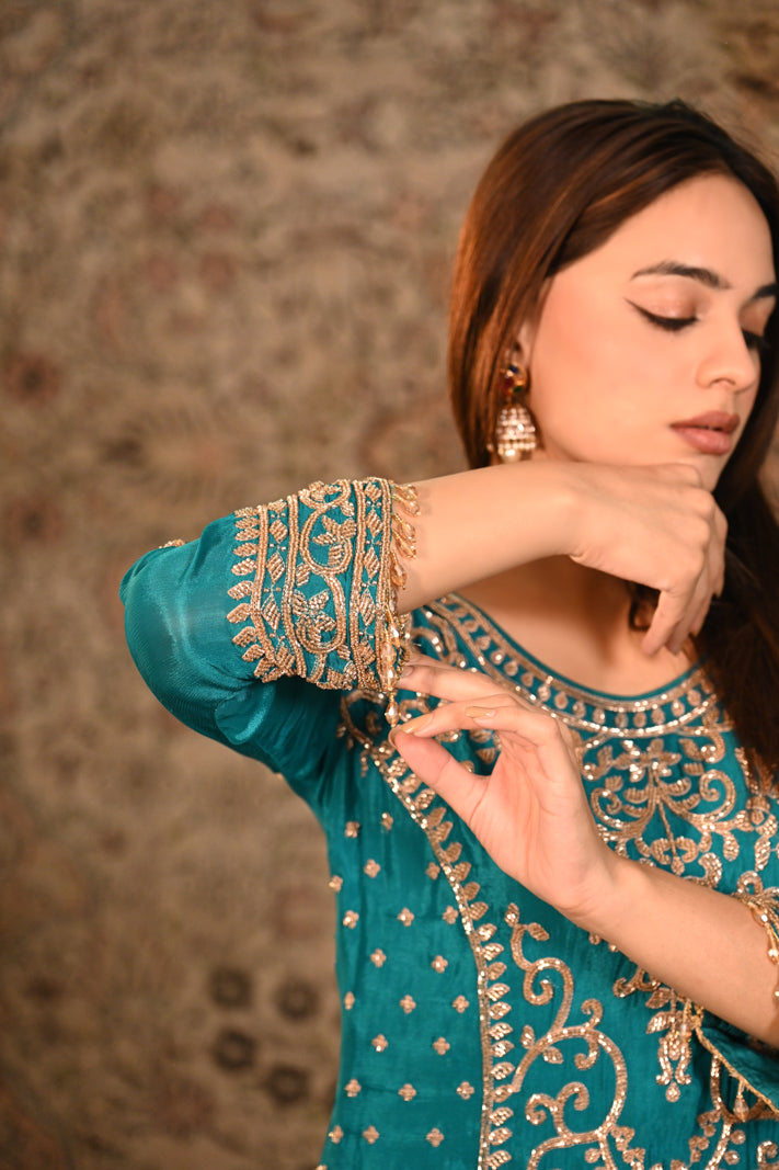 Zarqa Teal Embroidered Short Suit Set