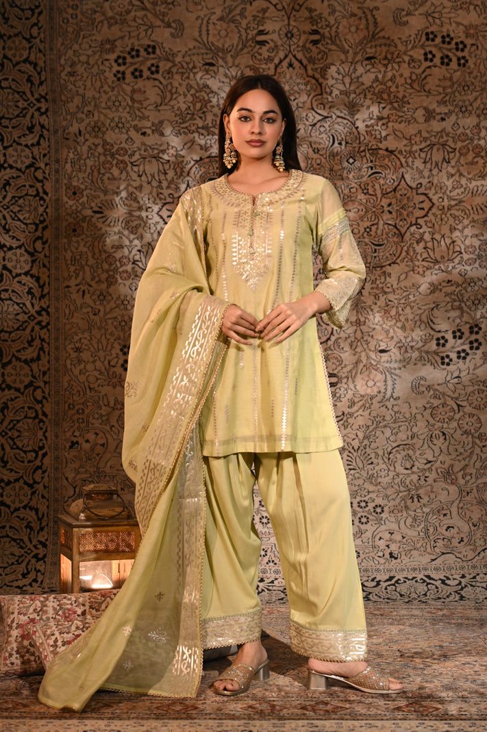 Noor-e-Pista Embroidered Suit Set