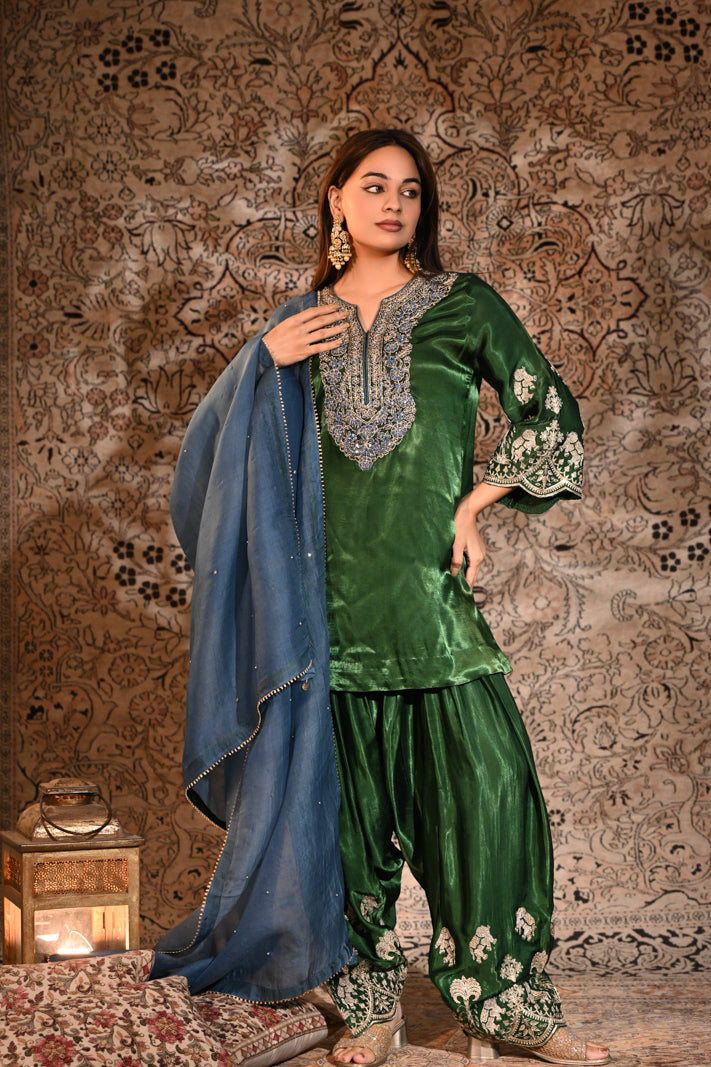 Emerald Noor Velvet Suit Set