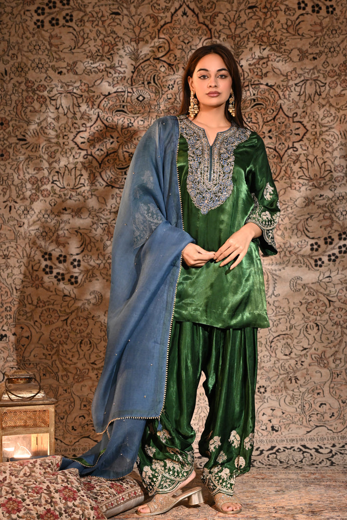 Emerald Noor Velvet Suit Set