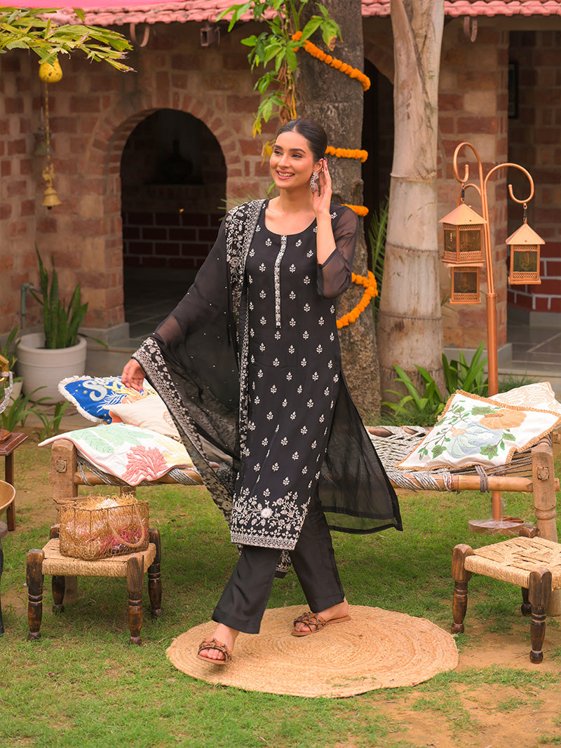 Ayana Organza Embroidered Kurta Set with Dupatta - Midnight Black