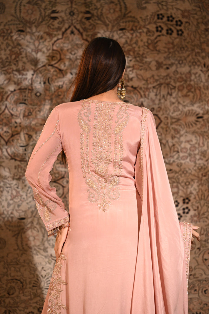 The Gulabi Noor Dusty Pink Chanderi Silk Embroidered Kurta Set with Dupatta
