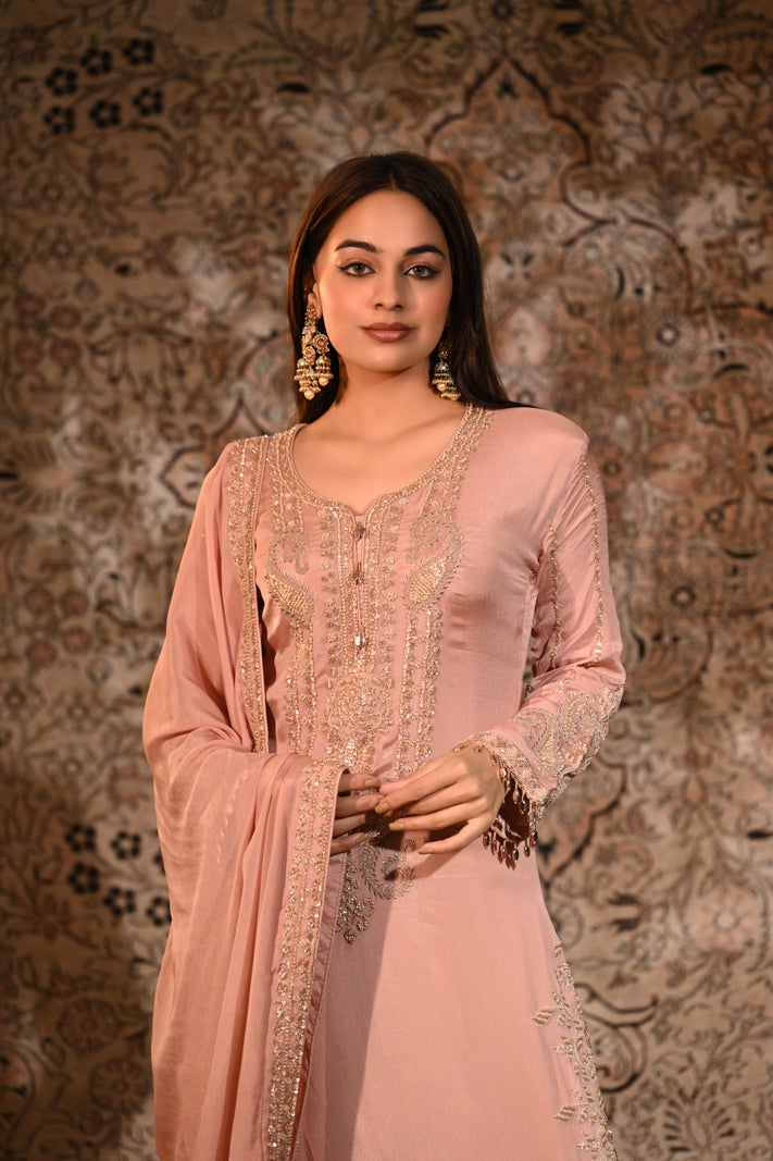 The Gulabi Noor Dusty Pink Chanderi Silk Embroidered Kurta Set with Dupatta
