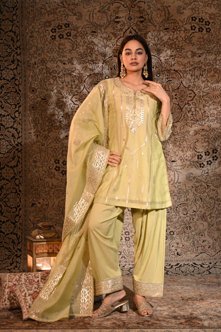Noor-e-Pista Embroidered Suit Set