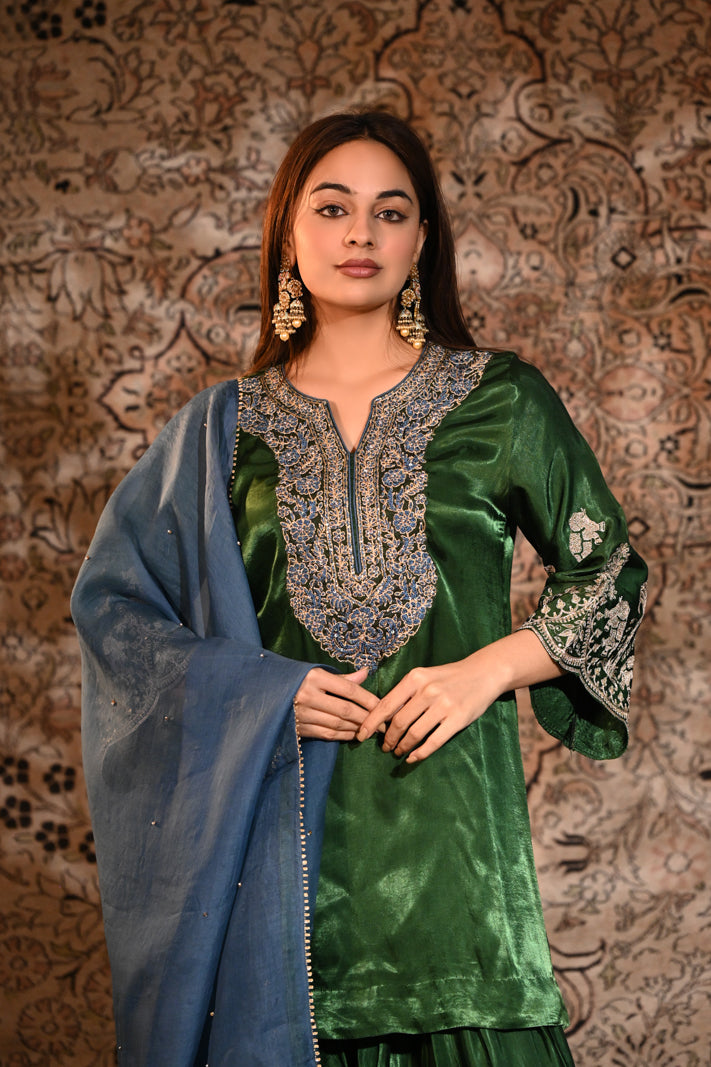 Emerald Noor Velvet Suit Set