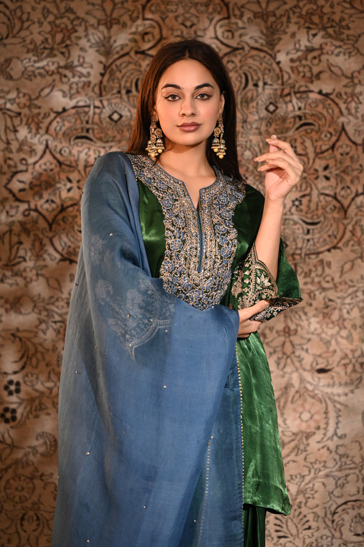 Emerald Noor Velvet Suit Set