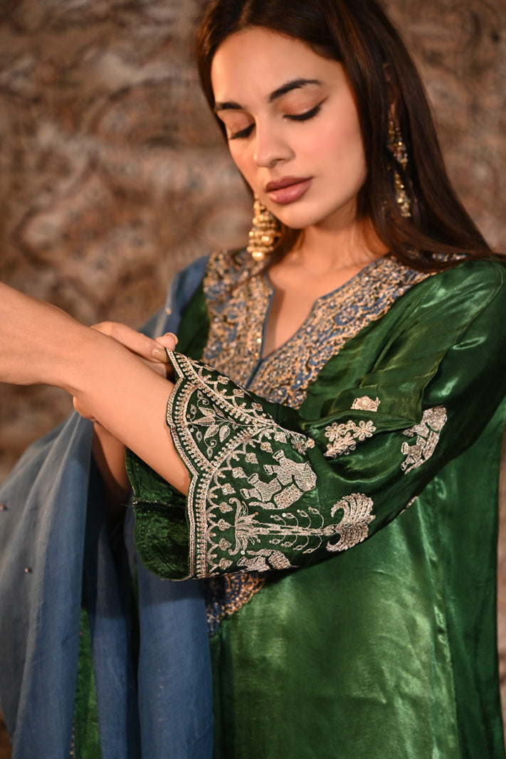 Emerald Noor Velvet Suit Set