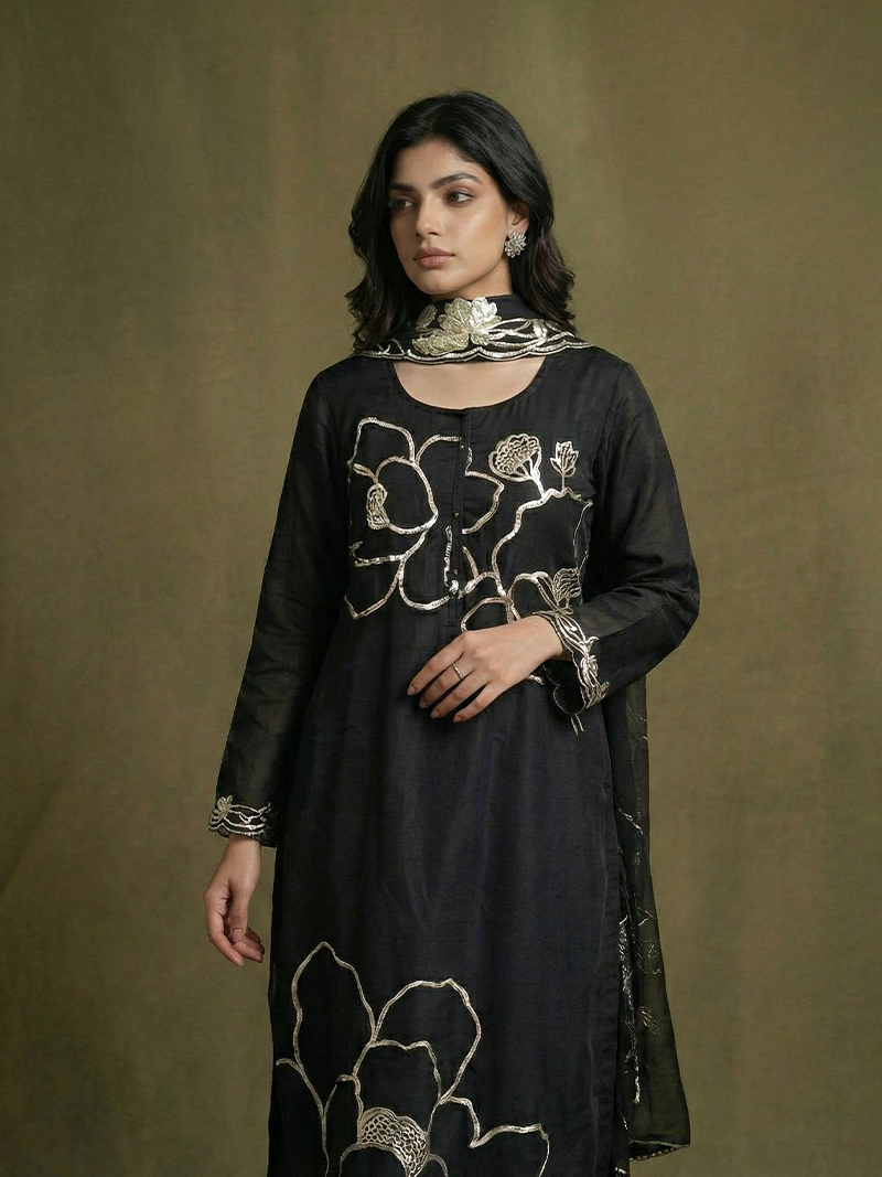 ZORA MUL CHANDERI KURTA SET WITH DUPATTA