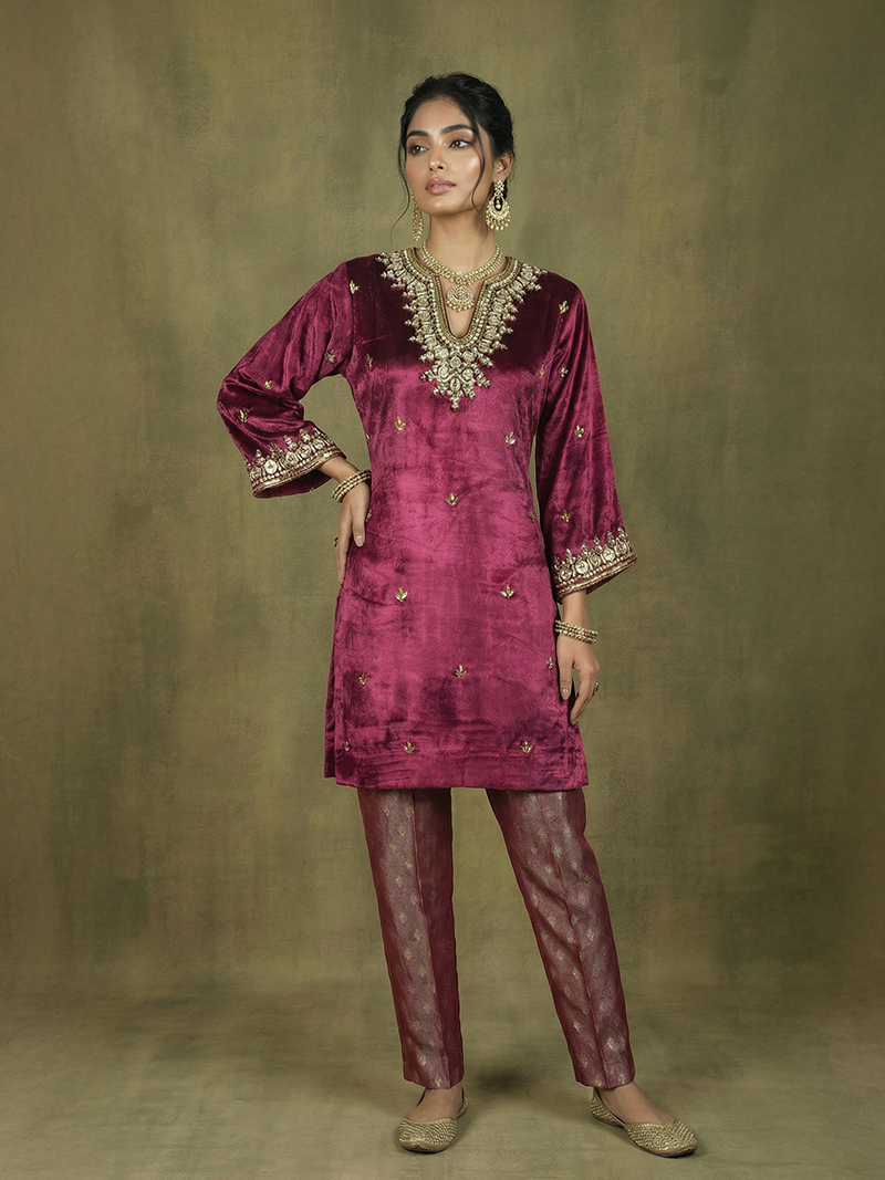 THE SAYDA VELVET BROCADE SET